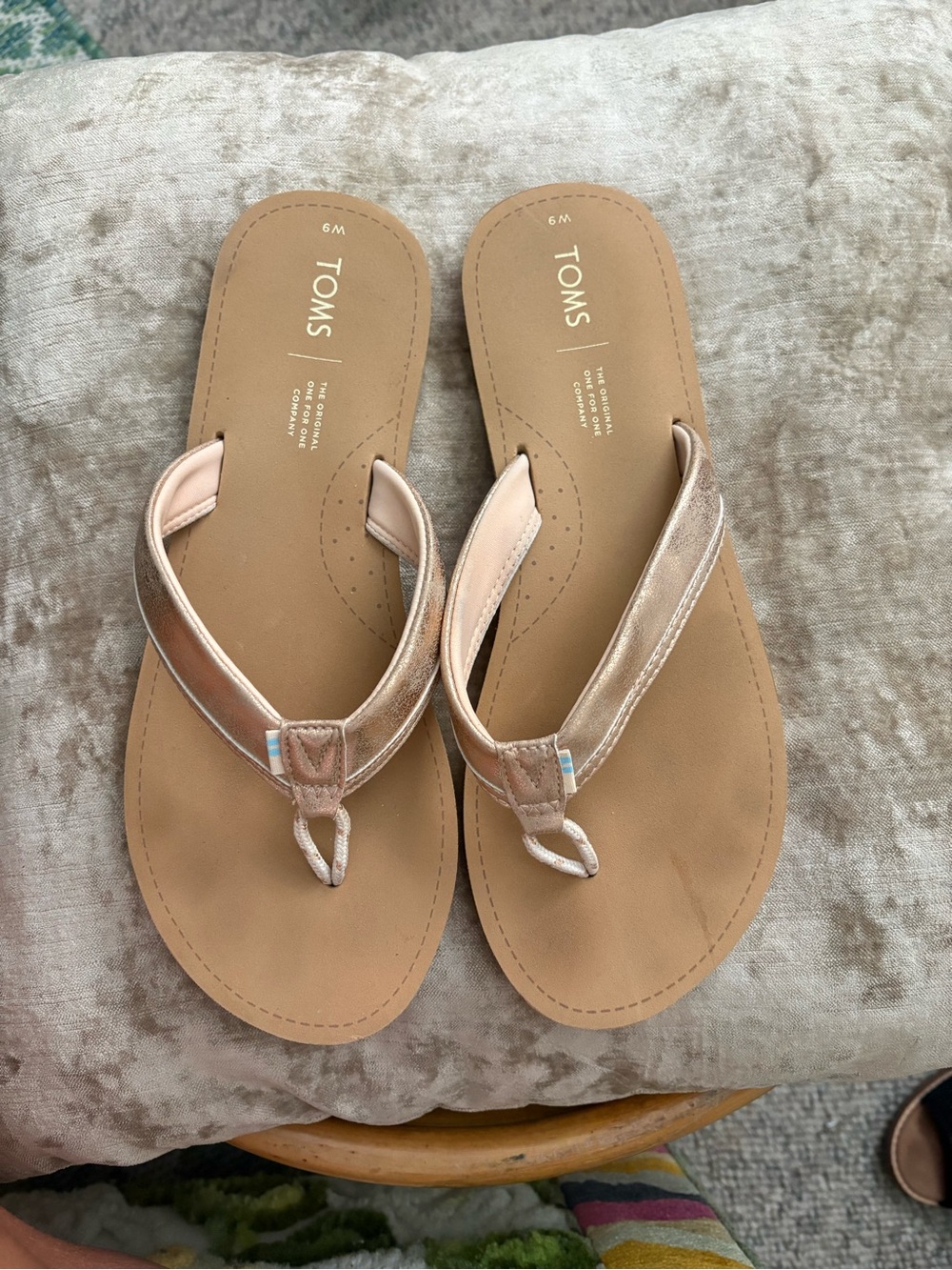 Toms Metallic Rose Gold Thong Sandals
